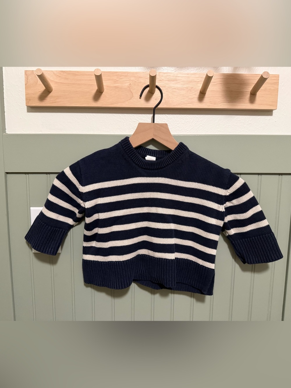 baby gap striped sweater 18-24 mo